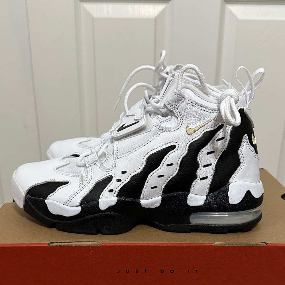 Nike AIR DT MAX ‘96 US Men’s SZ 6 White/Black Sneakers Preowned